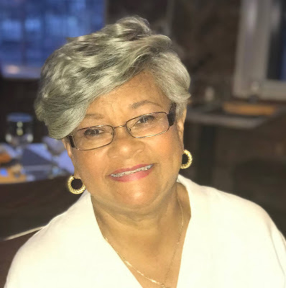 Meet your Posher, Jeanette